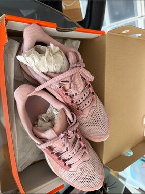 Nike women’s Pegasus premium in rose gold size 7.5